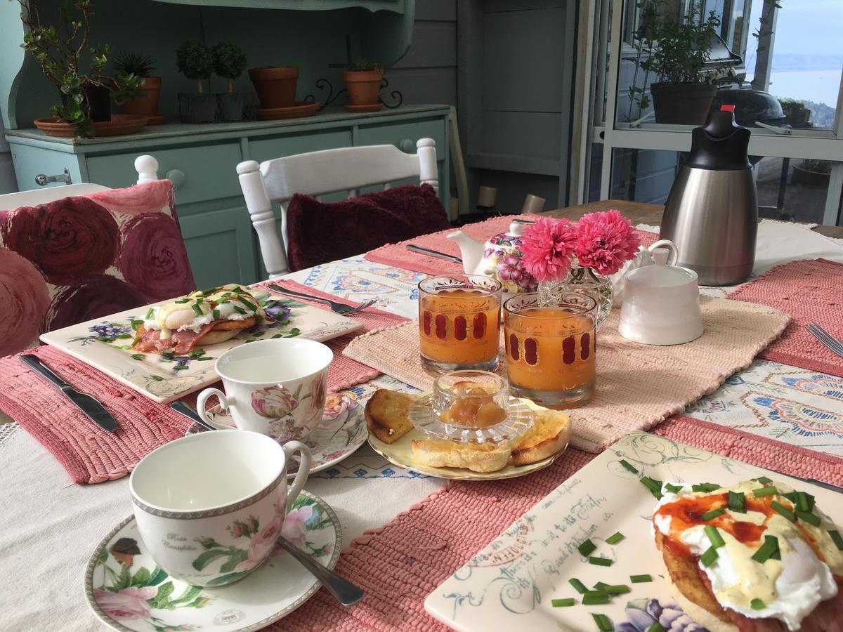 Nightingale Falls Farm Stay Retreat Темз Екстериор снимка